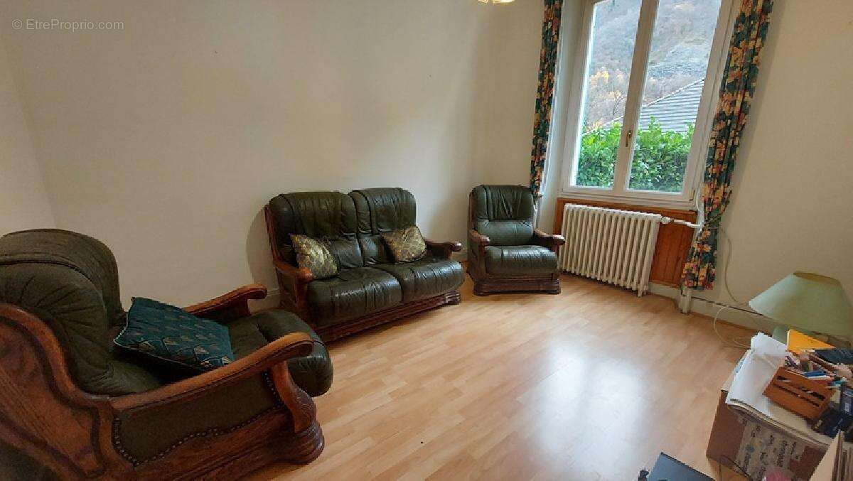 Maison à LIVET-ET-GAVET