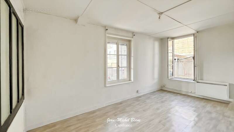 Appartement à VERNAISON