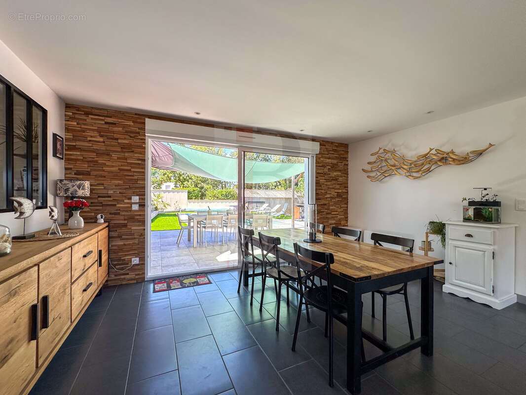 Maison plain-pied 3/4 ch avec piscine - photo 4