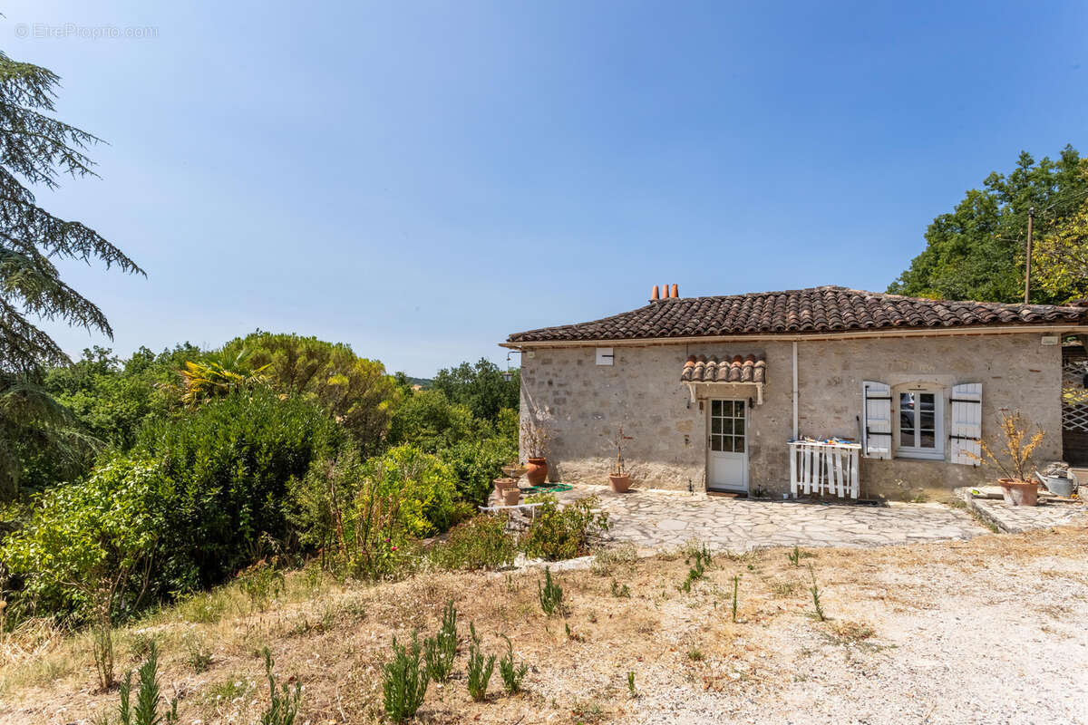 Maison de campagne avec annexe et piscine - photo 11