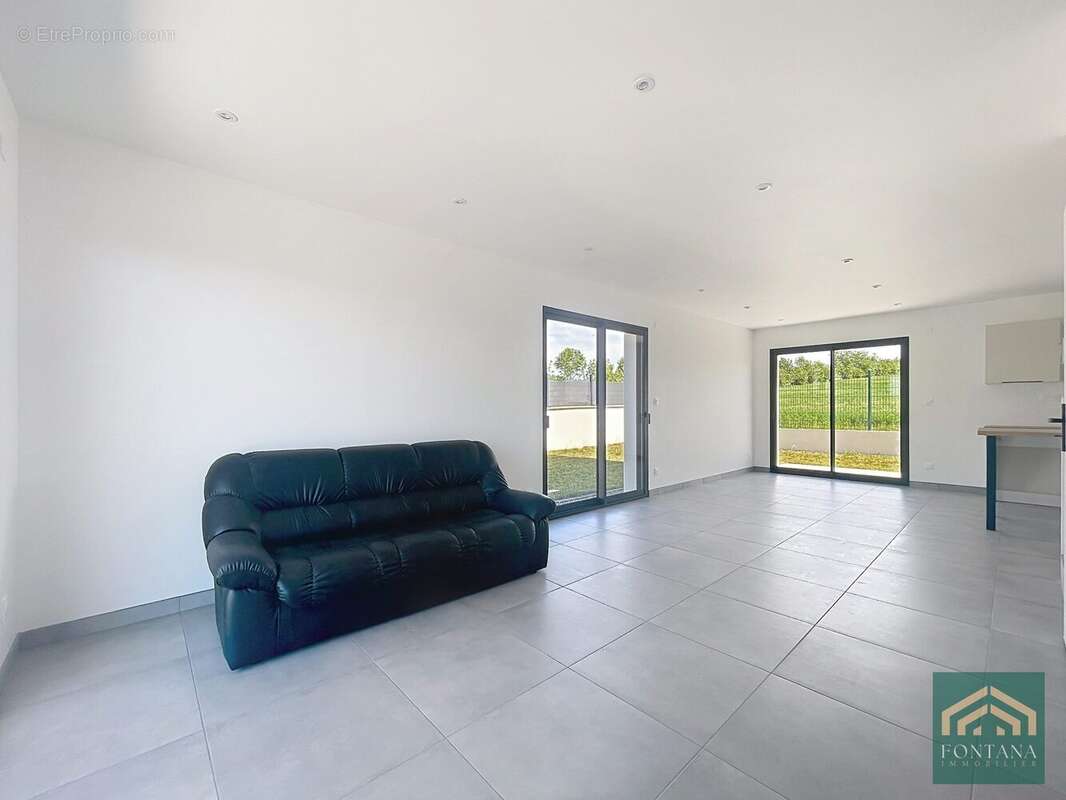 Maison 90 m² à Clerlande  - photo 5