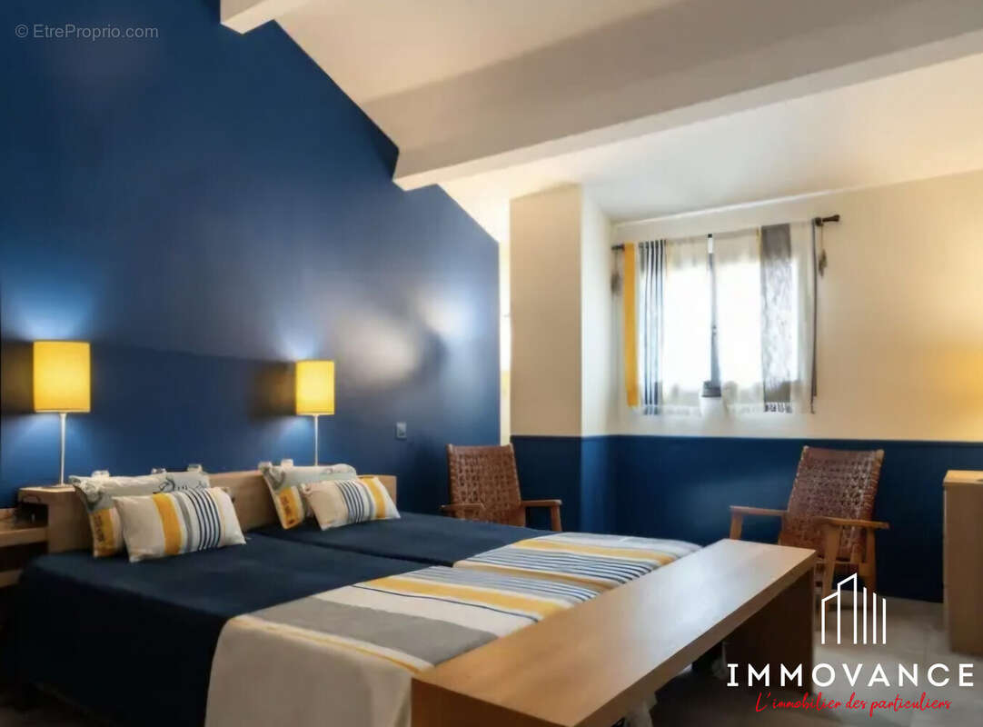 Maison 273 m² à Meze  - photo 5
