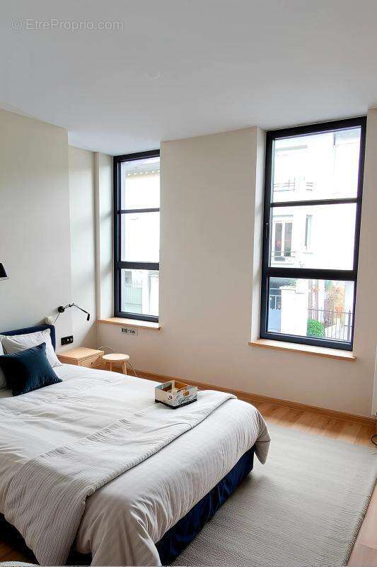 Appartement à SURESNES