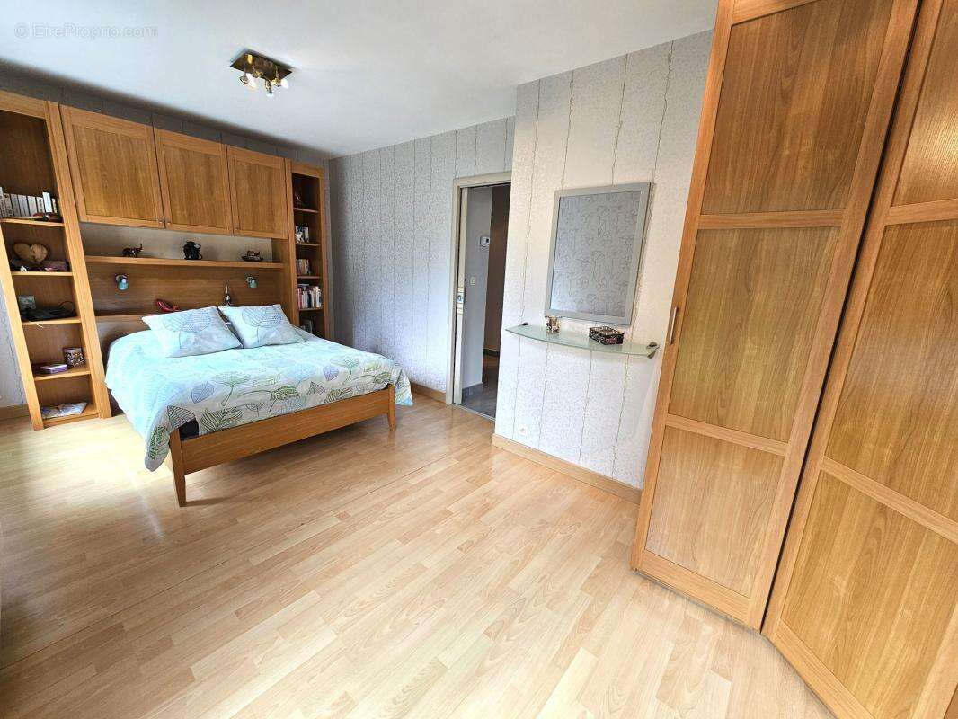 Maison 174m2, 4 chambres, 2 bureaux et un sous-sol - photo 8