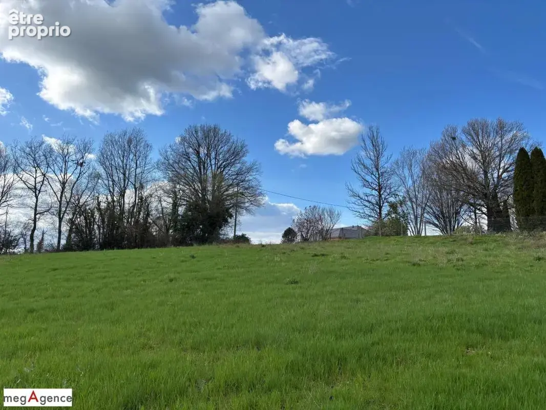 Terrain à bâtir entre Brive et Tulle 1493 m² - photo 2