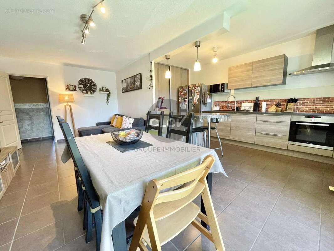 Appartement à VAULX-EN-VELIN