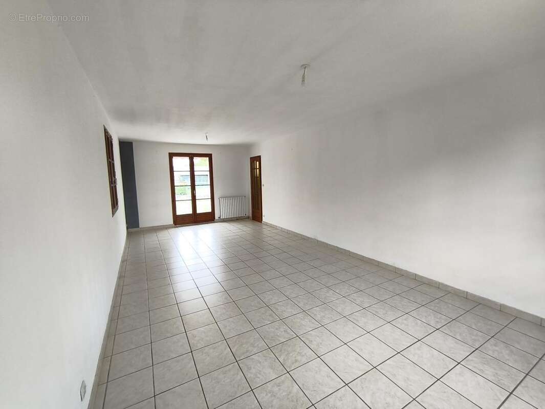 Maison à TESSE-FROULAY