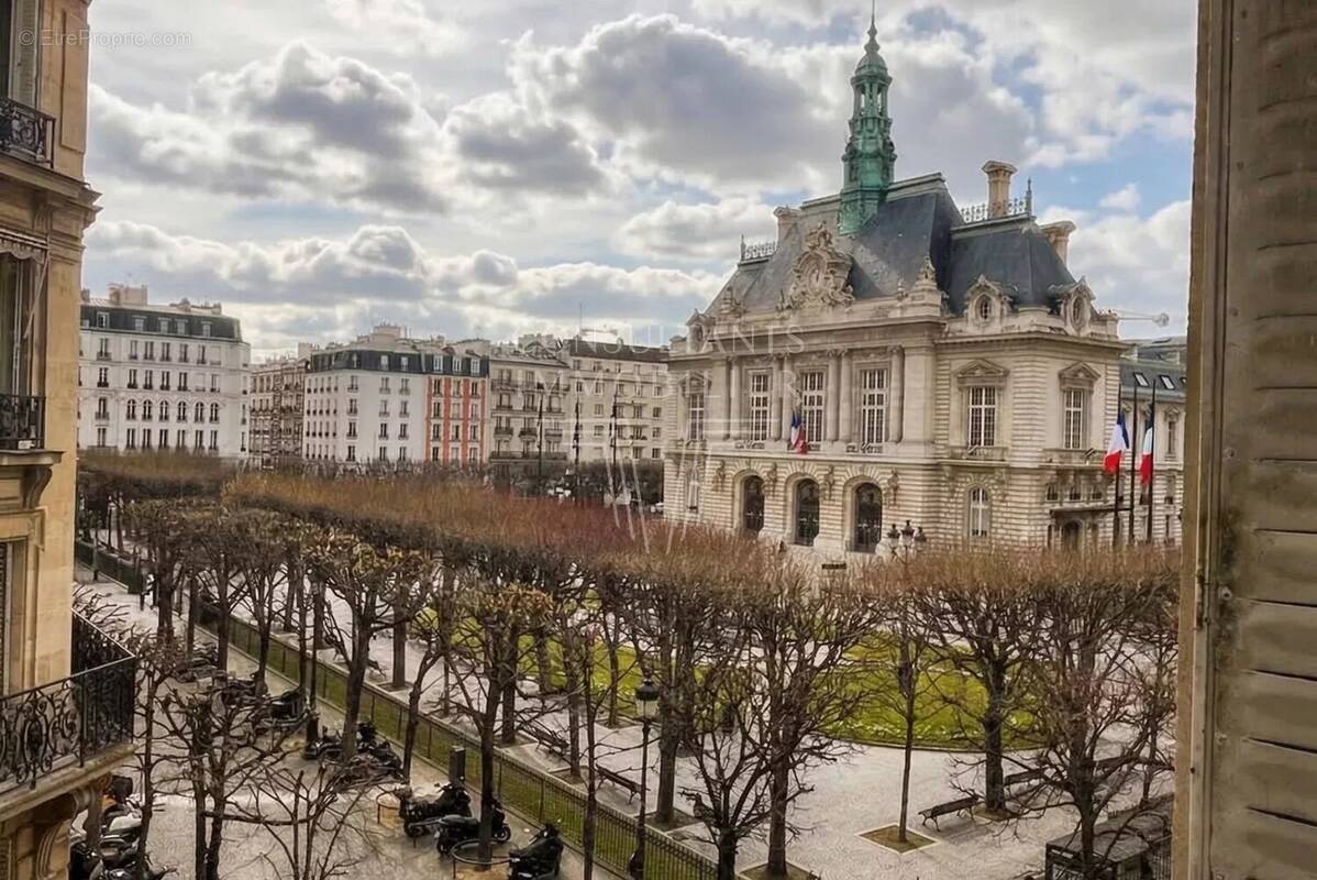 Appartement à LEVALLOIS-PERRET