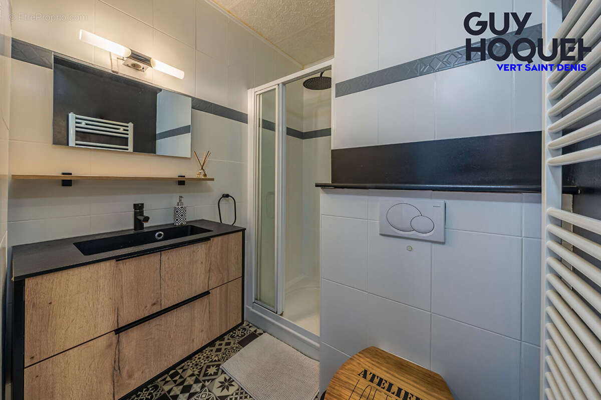 Maison à VERT-SAINT-DENIS