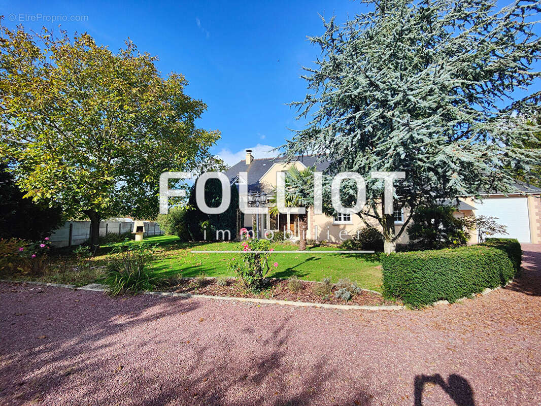 Maison à SAINTE-MARGUERITE-D&#039;ELLE