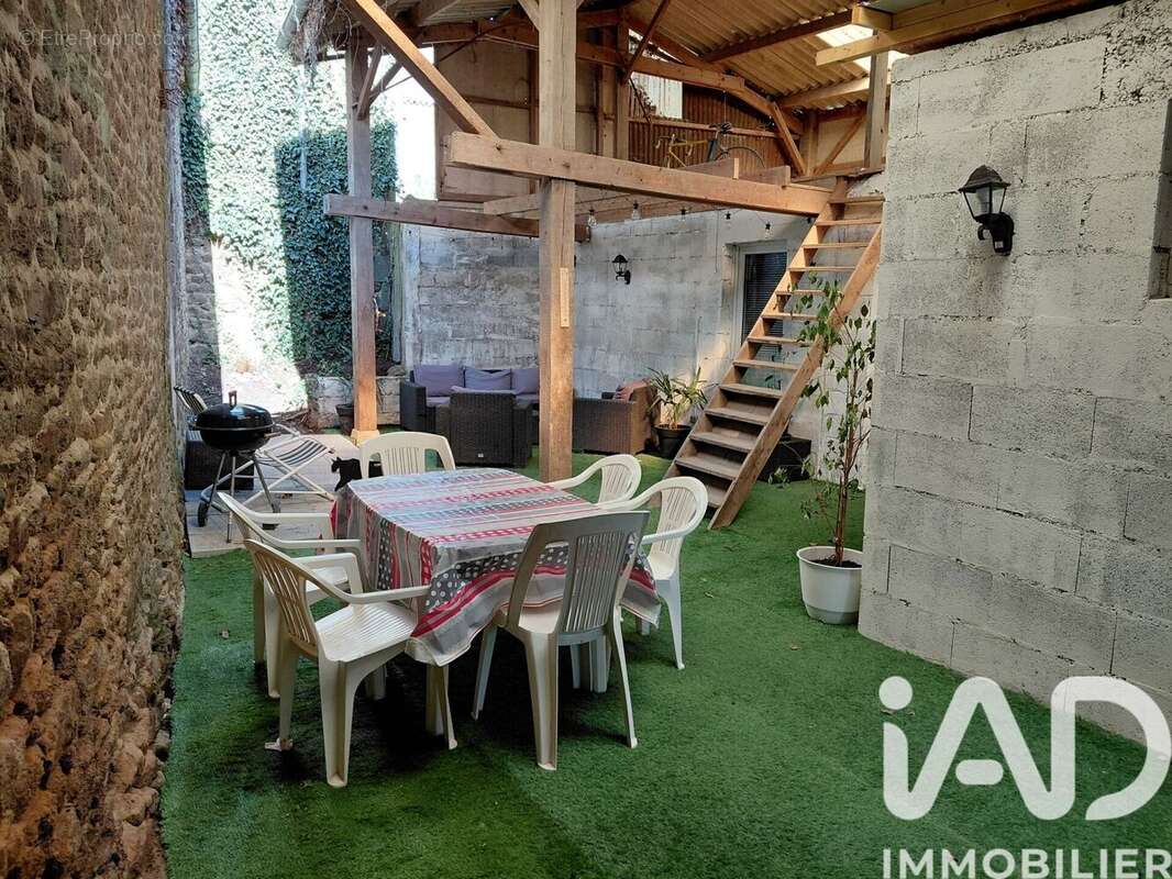 Photo 3 - Maison à LE TRONCHET
