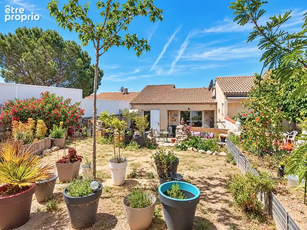 Maison type 4 mitoyenne avec jardin ,garage et 1 place de parking privative - photo 12