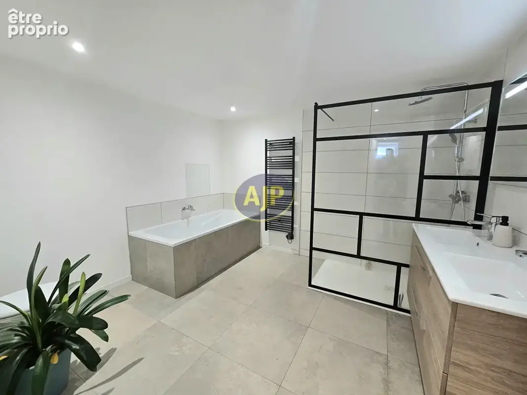 BOURG Guemene-penfao ,  maison 2 chambres : Coup de coeur & Moderne - photo 3