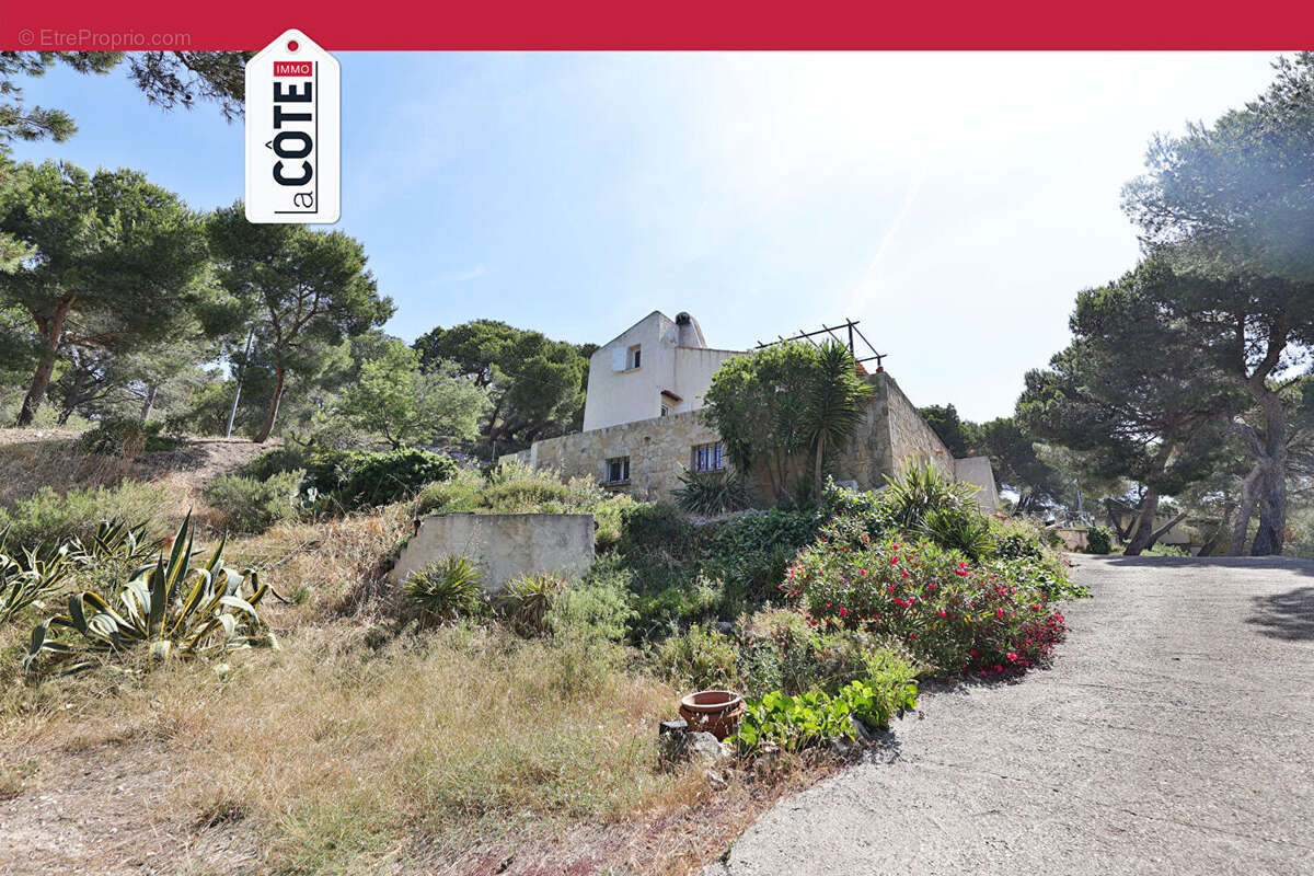 Maison à ENSUES-LA-REDONNE