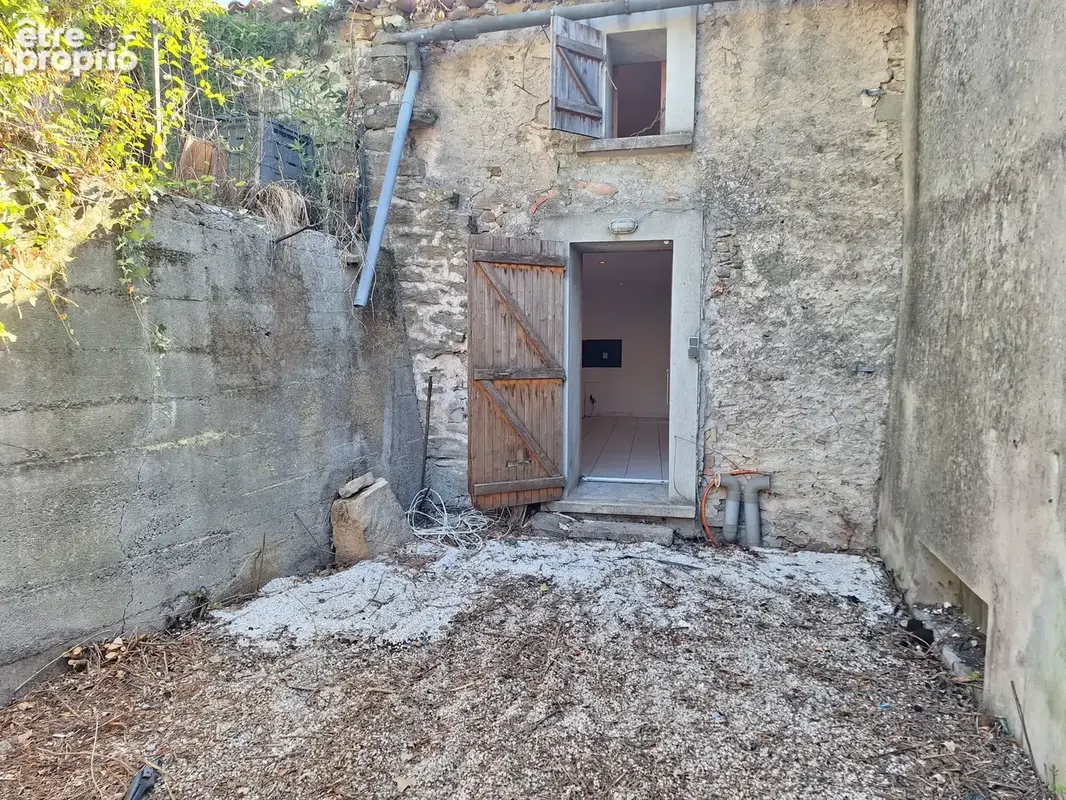 Maison de village avec cour - photo 3