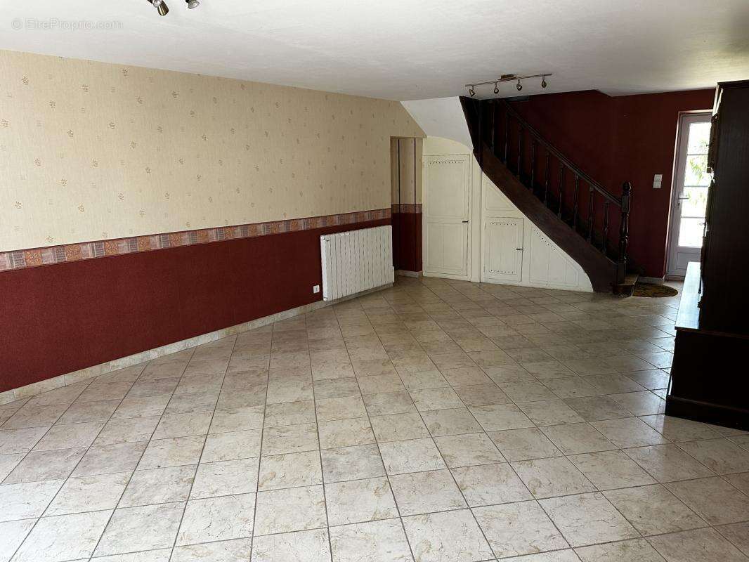 Maison de bourg à 5' Nord de Blois - photo 3