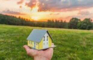 Terrain à GRENADE-SUR-L'ADOUR