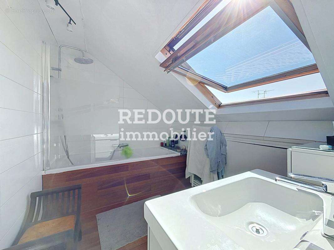 EXCLUSIVITÉ – Immeuble de rapport à usage mixte – Quartier Sainte-Anne à Reims - photo 10
