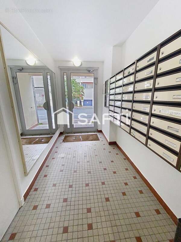 Photo 4 - Appartement à MONTROUGE