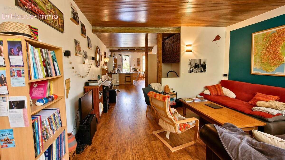 Maison 150 m² à Saint-Antonin-Noble-Val  - photo 13