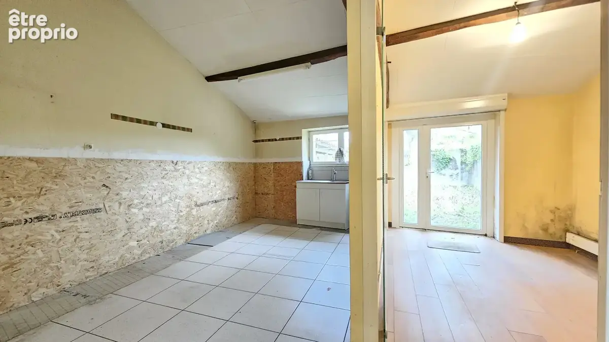 Plateau brut avec beau potentiel en plein bourg - photo 4