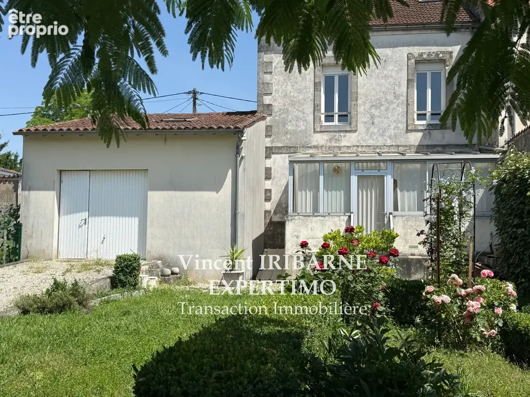 Maison De Ville, Garage et Jardin - photo 11
