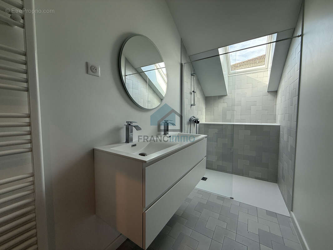 Appartement à MAICHE