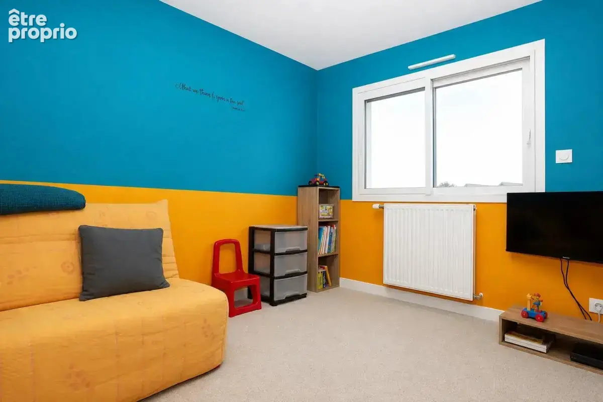 Maison de 6 pièces de 112 m² situé à Cintré - photo 8