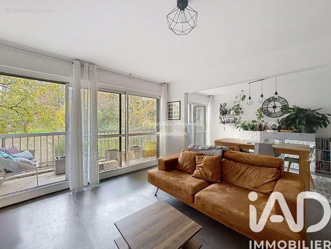 Photo 2 - Appartement à LES ULIS