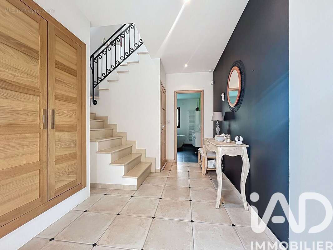 Photo 8 - Maison à ISNEAUVILLE