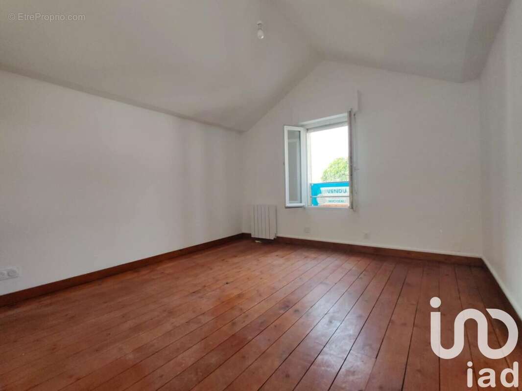 Photo 6 - Maison à SURGERES