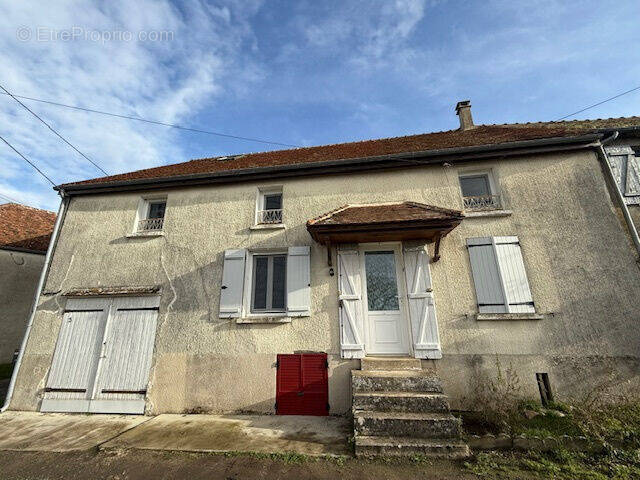 Photo 1 - Maison à LA FERTE-GAUCHER