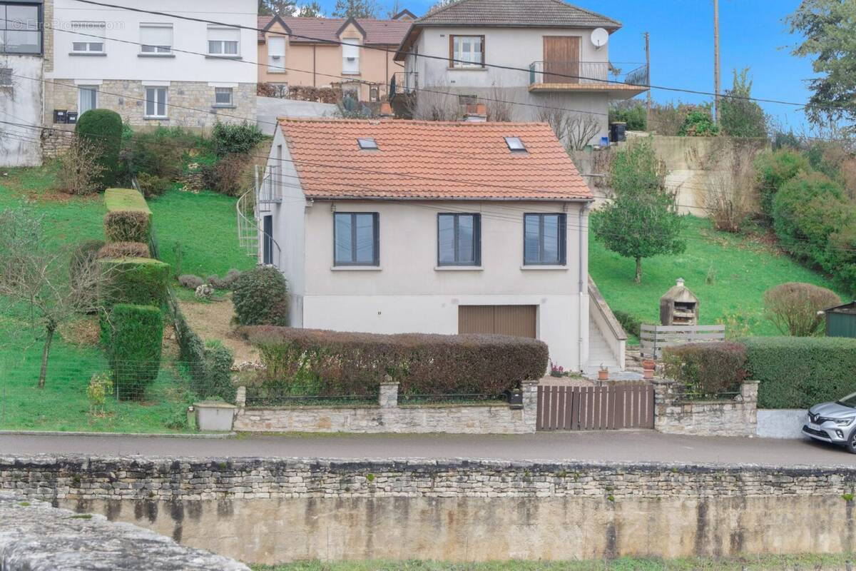 Maison à MOREY-SAINT-DENIS