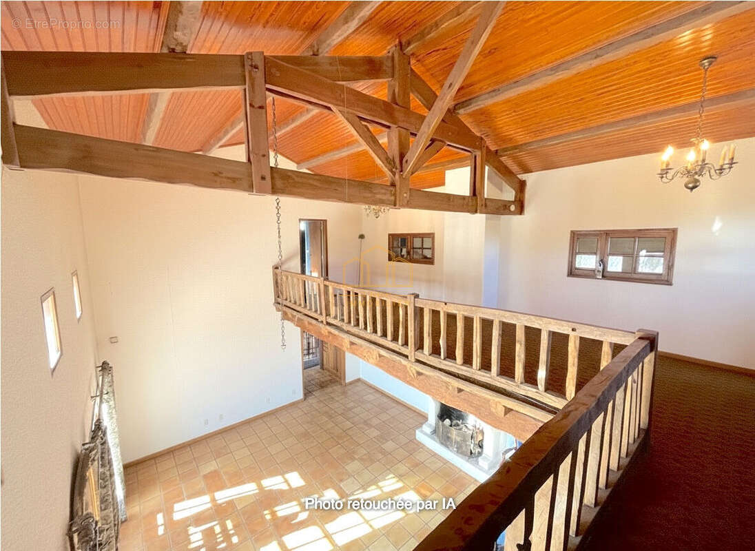 Maison avec garage et grand jardin à vendre à Gujan-Mestras - photo 2