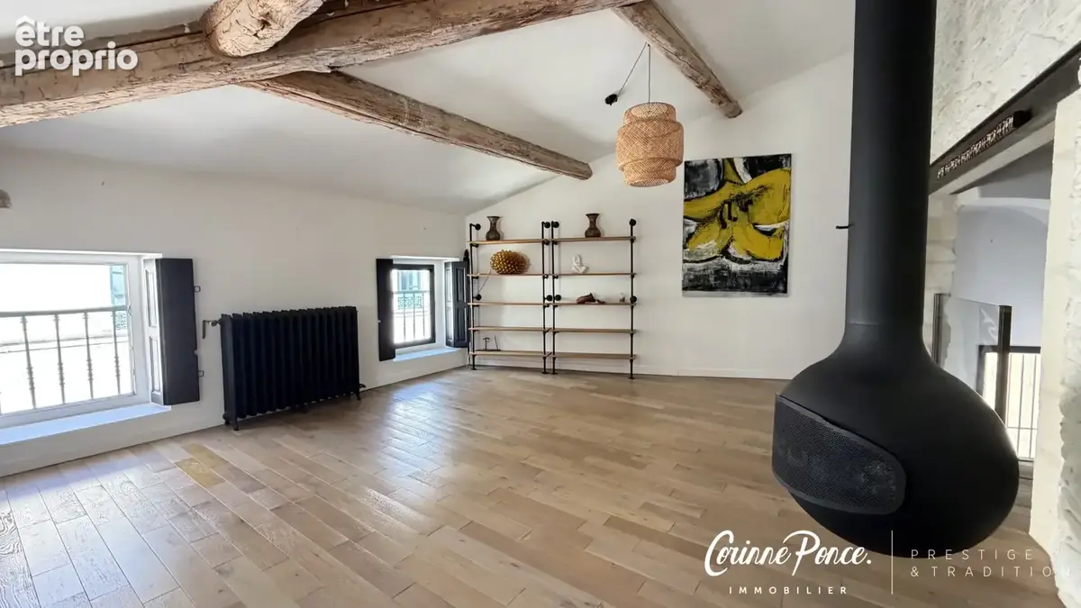 Nimes centre appartement / maison de ville  141 m2 avec garage et terrasse en rooftop propose par corinne ponc - photo 16