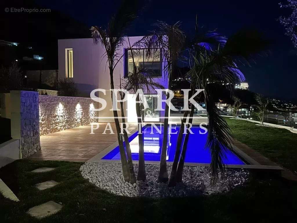 Maison à BEAUSOLEIL