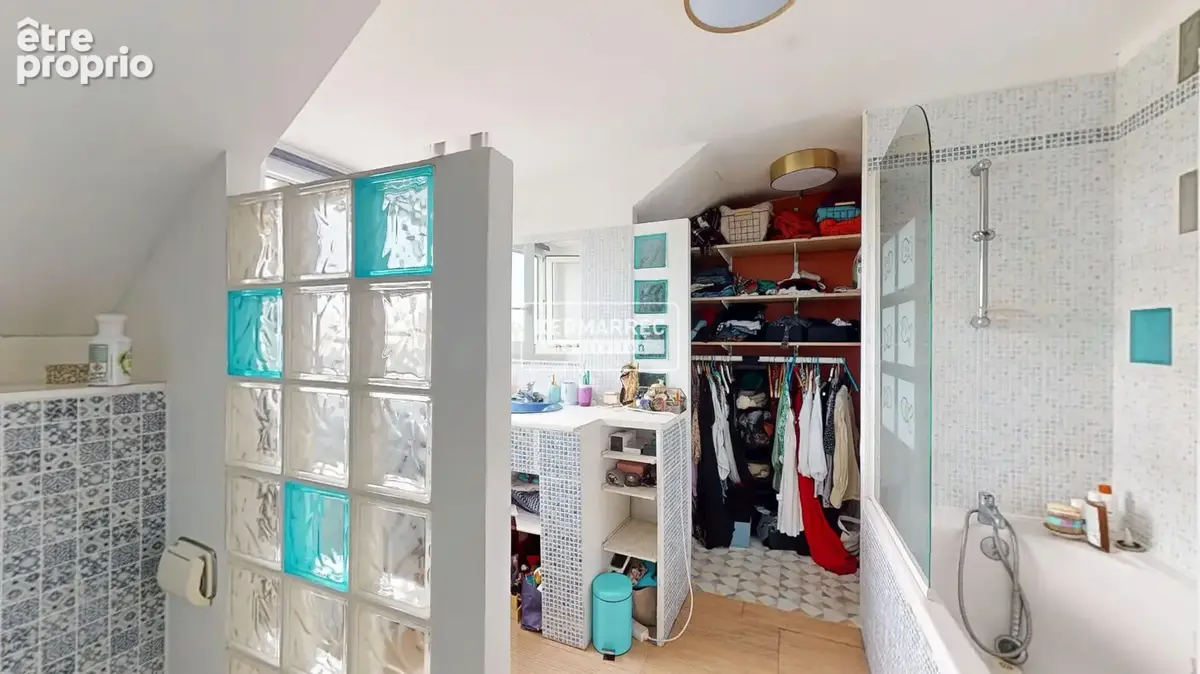 À vendre - Appartement T2 bis avec mezzanine - Secteur Rond-Point de Paris à Nantes - photo 12
