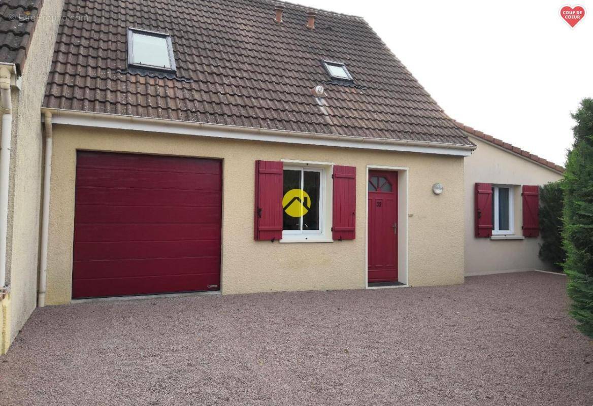 Maison à SAINT-DOULCHARD