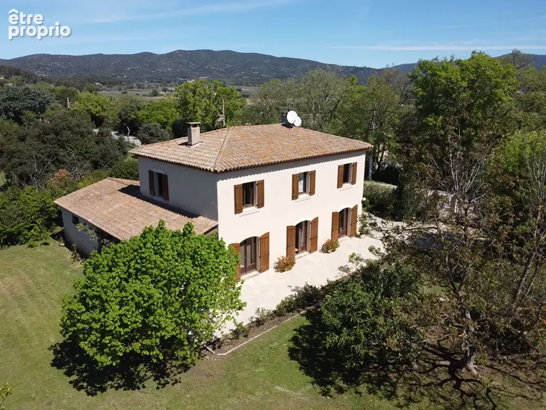 Photo Maison à Lauris au prix de 580 000€