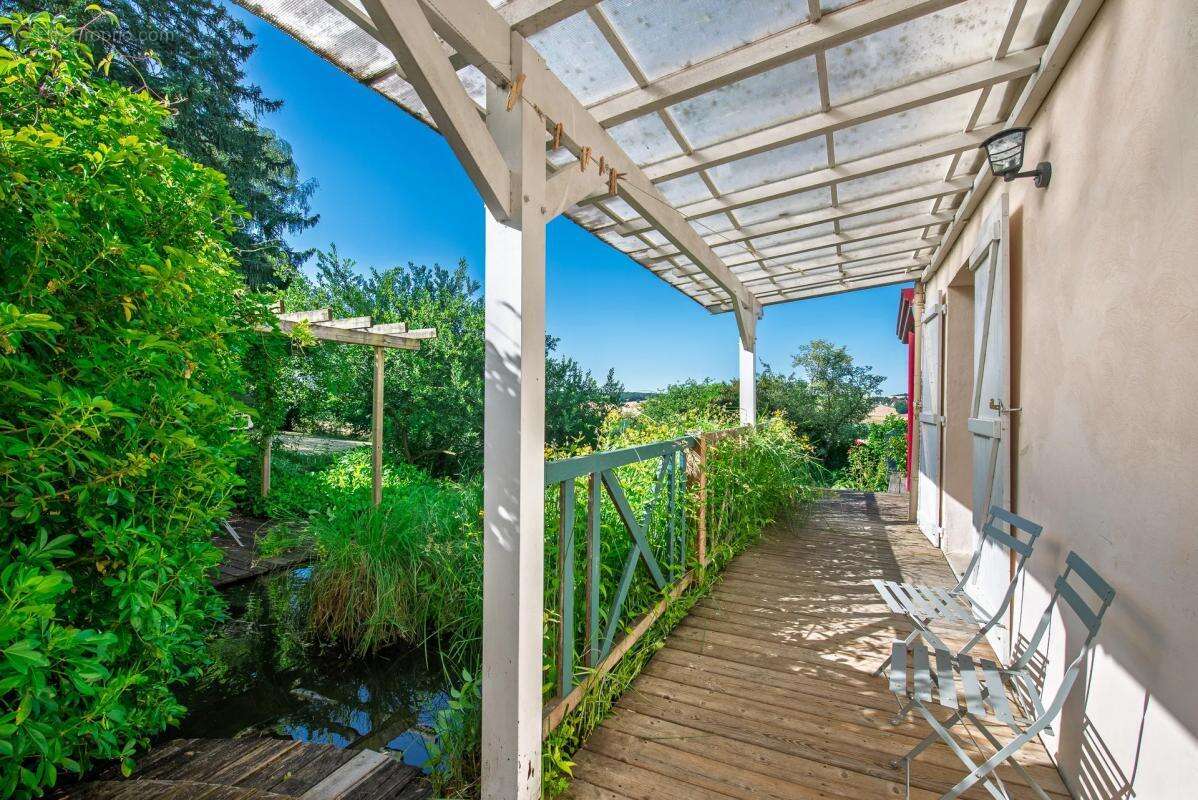 Maison de 4 pièces de 139 m² à Vendières - photo 12