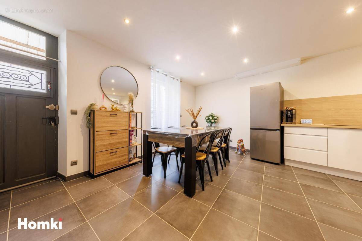 Maison à PONT-DU-CHATEAU