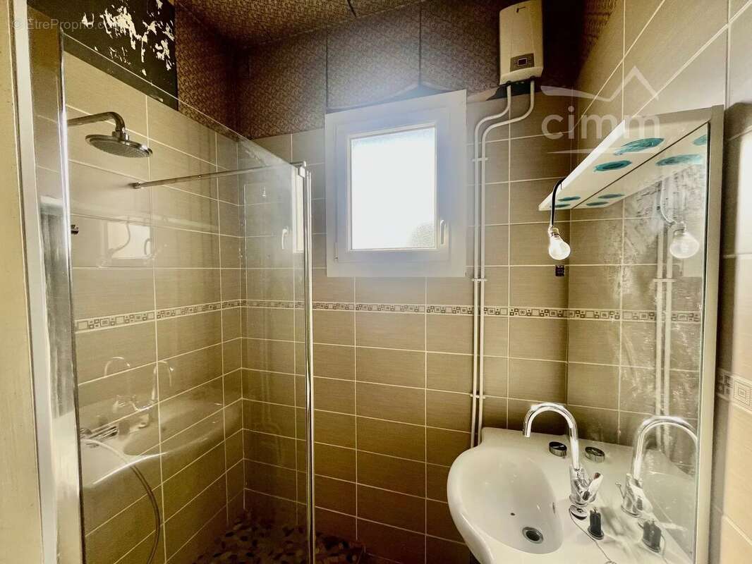 Appartement à LE PEAGE-DE-ROUSSILLON
