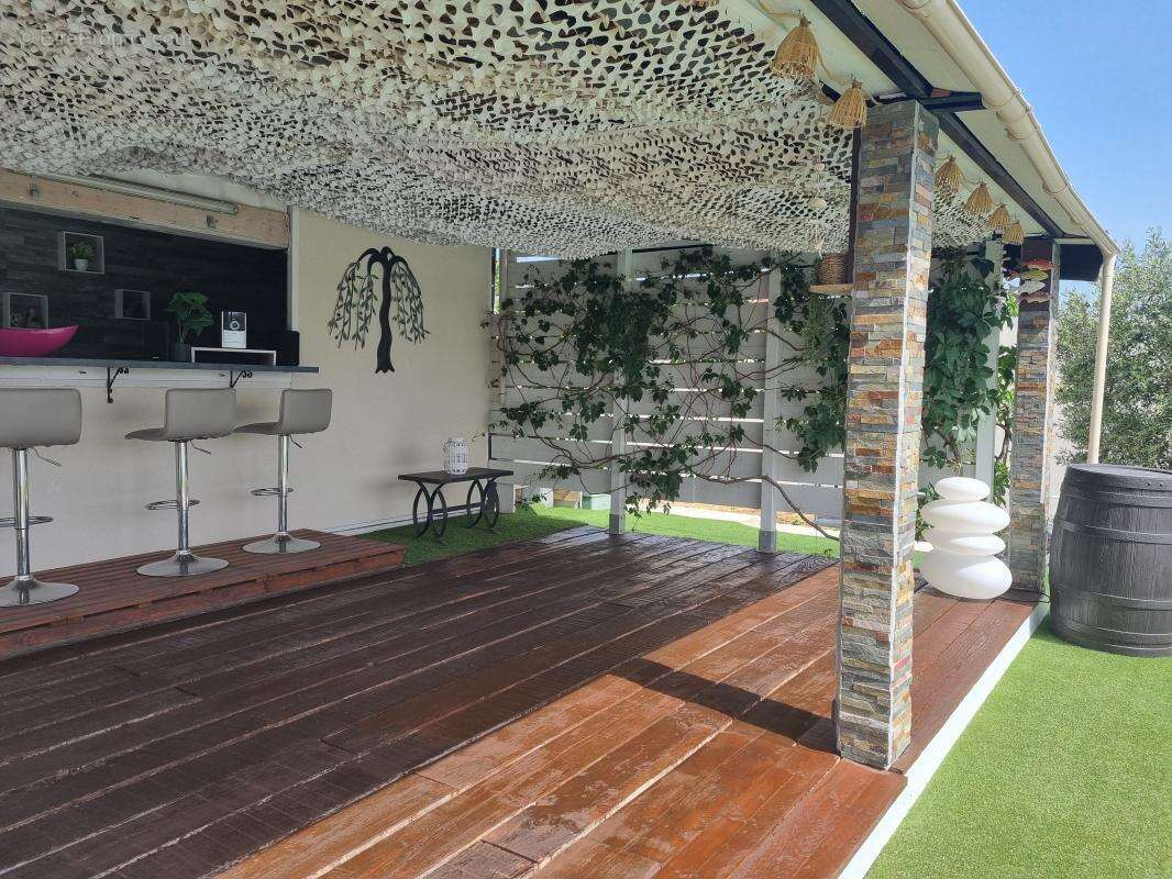 Maison à ADISSAN