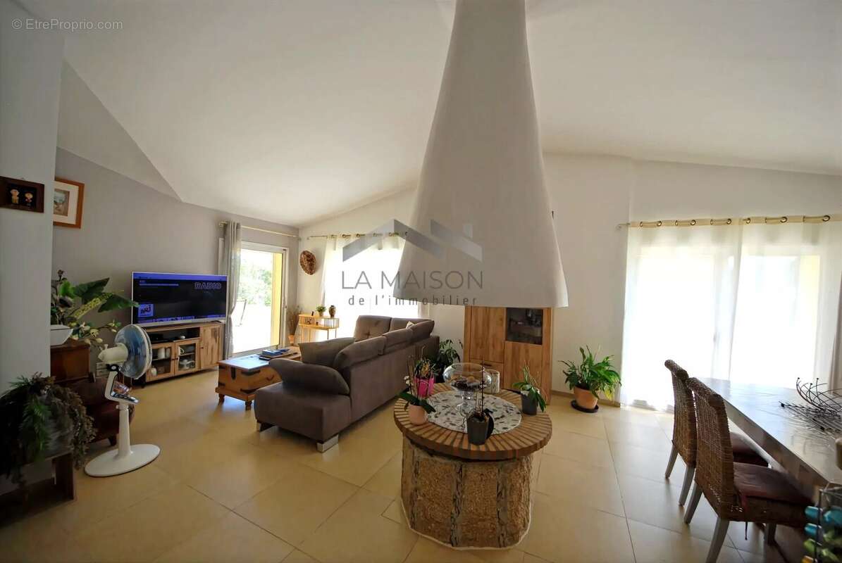 Villa T4 de 111 m² à Murateddu - photo 10