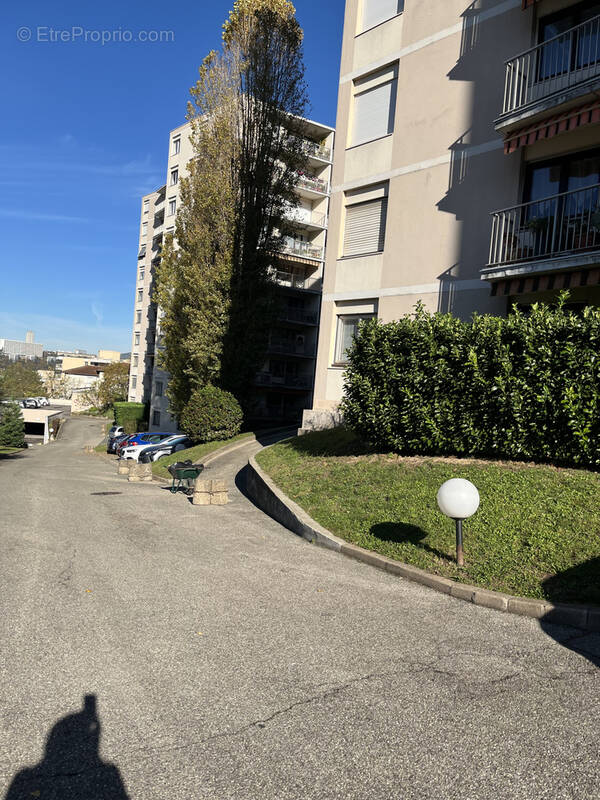 Appartement à LYON-9E