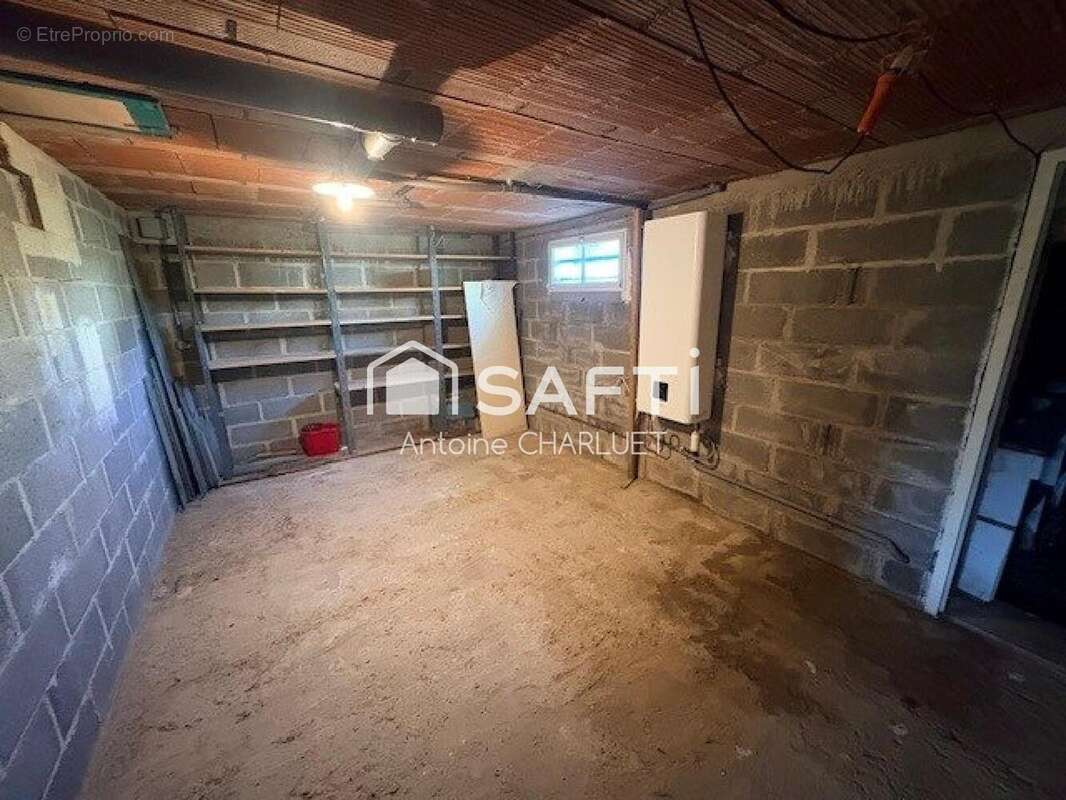 Maison 66 m² à Mezieres-En-Brenne  - photo 8