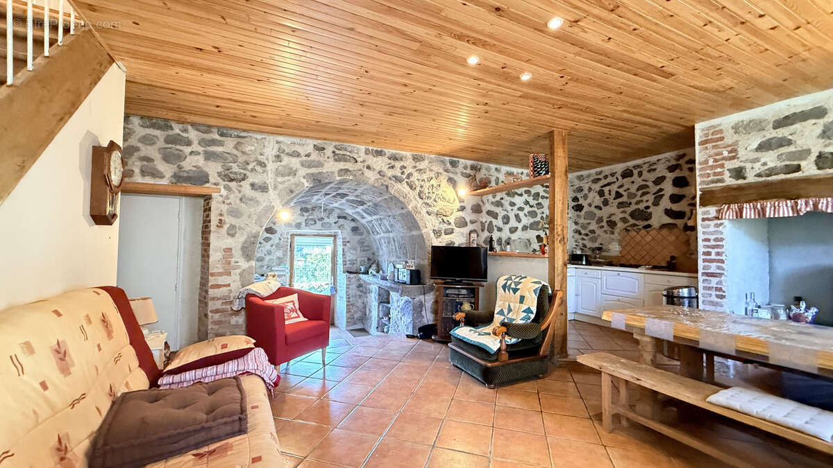 Maison à SAINT-SIMON