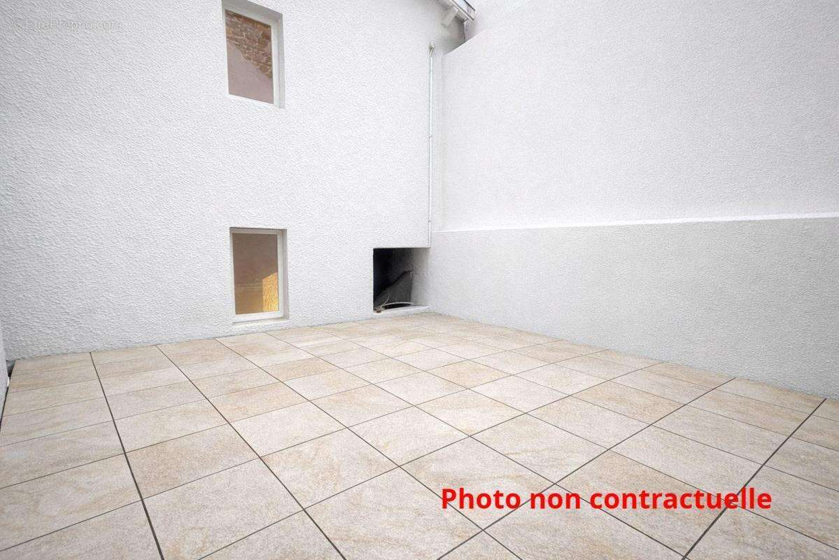 Appartement à COUBON