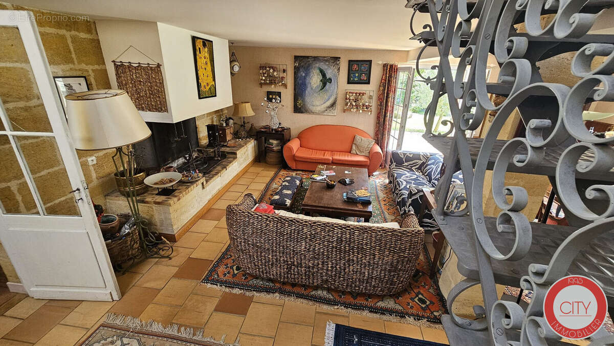 Maison à PUYNORMAND