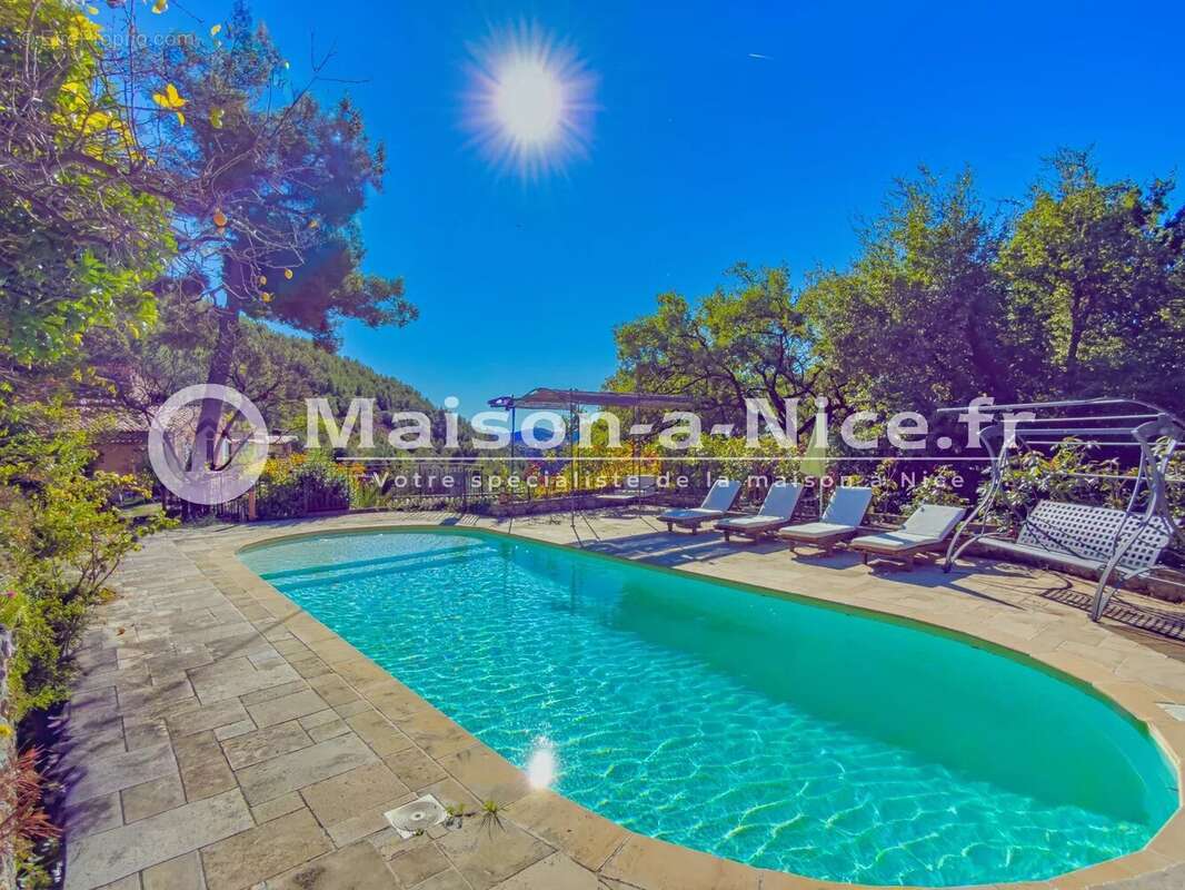 Maison 285 m² à Nice  - photo 19